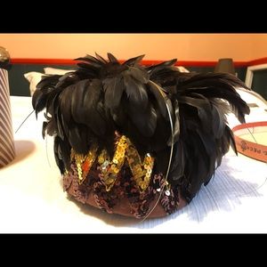 peck & peck brown feather hat with sequins